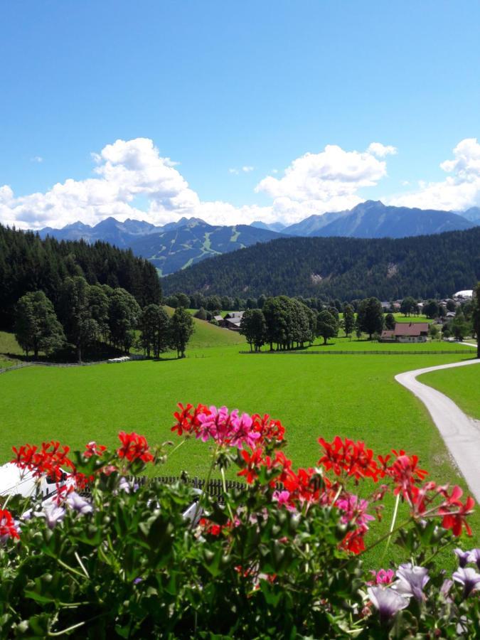 람자우 암 다흐스타인 Feichtlehnerhof B&B 외부 사진